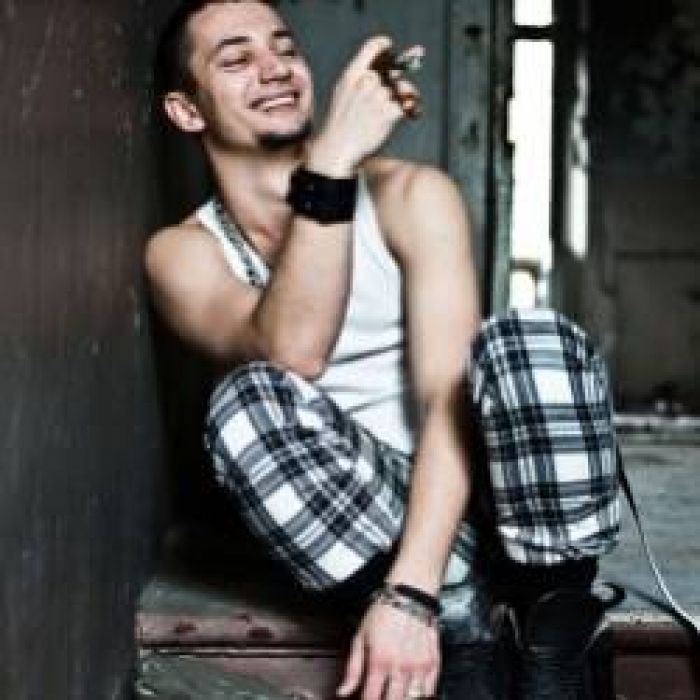 Стас Шуринс-Стоять