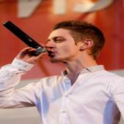 Максим Салос