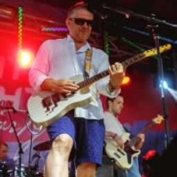 Нужные Люди