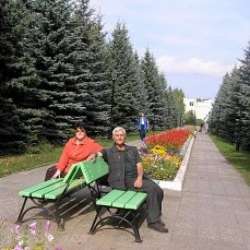 Геннадий Лавринов-Жизнь в весеннем лесу