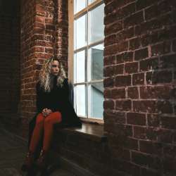 Cherry on the cake - За стеной