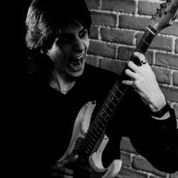 Денис Зиновьев-СУМА ПУСТА