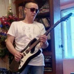 Геннадий Новиков и группа Behind the Wall-Стадо