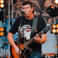 Гравитационная Неустойчивость - Реактивный самолет