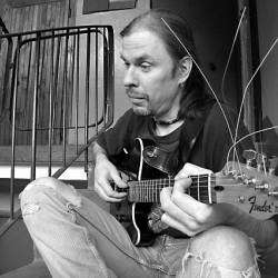 Кирилл Трофимов-На диване