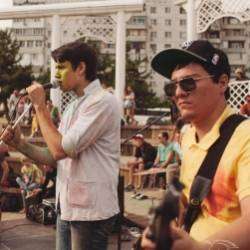 Mozzies Mae West-What do you see