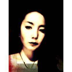 Открытая дверь - Глухие стены