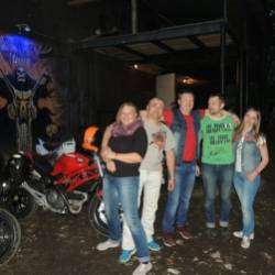 Продолжаем-Никто не видит