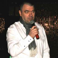 Стихи музыка вокал Михаил Радолин аранжировка Эдуард Скороходов-Дождь