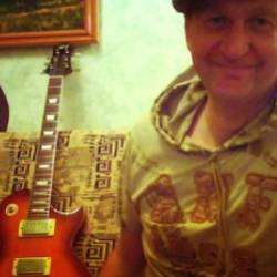 Владимир Петров-Вечерний Бульдозер