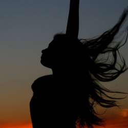 Вокал Ольга ИвахненкоOliva Текст песни RFT Музыка Соловьев Олегolsolof-Ветер