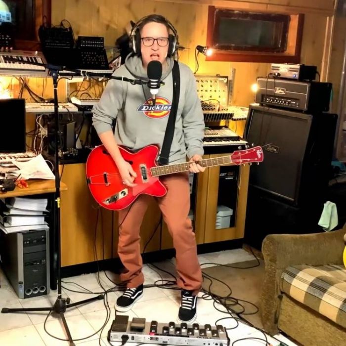 Батины поучительные истории-Один мальчик не хотел порядок наводить