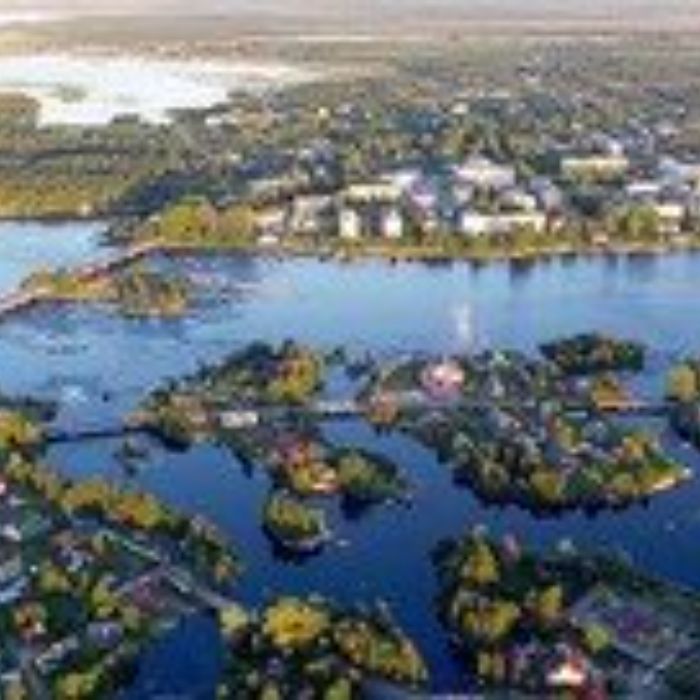 Behind the Wall - Городок (Saari Joki)