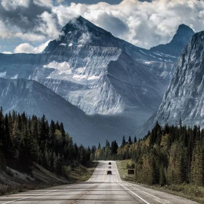 Денис Зиновьев - Скелі зберігають сліди