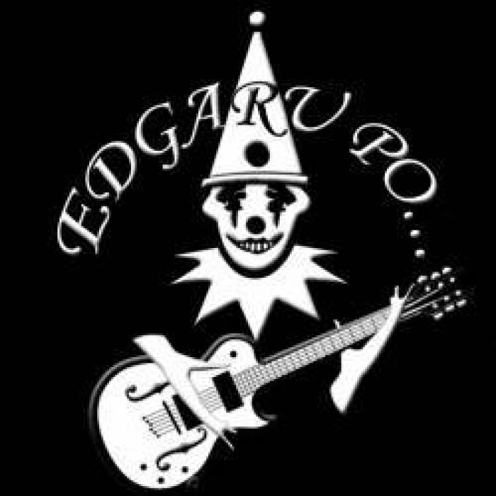 Edgaru Po - Old Stool