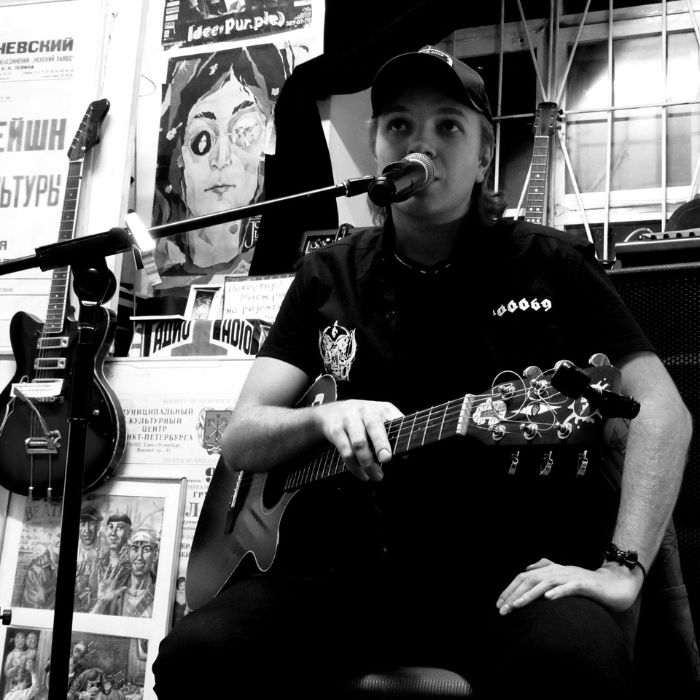 ФИЛЬМ - Ты долго глядел артефактам в глаза