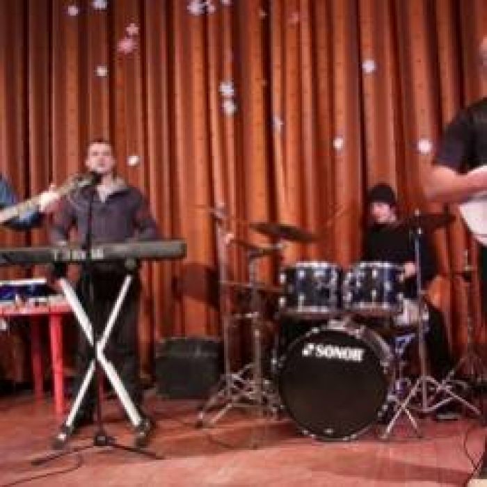 Гр Геликон  исполнитель Леонид Скуратович-Новый год