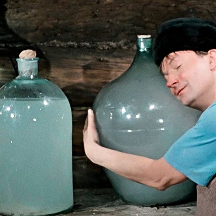 Леонид Голышкин - Я буду долго гнать свой самогон