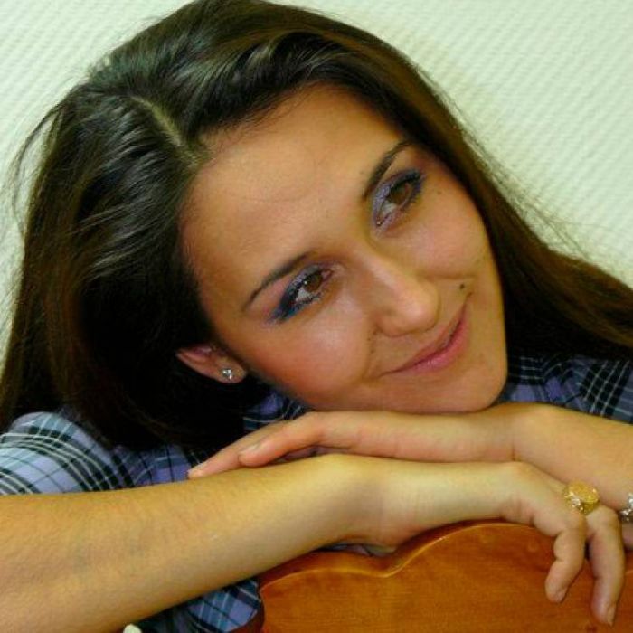 Лина Ганиева-Песня из спектакля - Дамы балкон и он