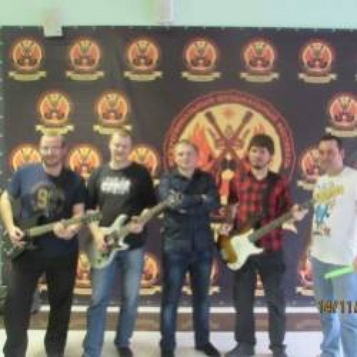 НЕ СПЕША-Кто ты такая