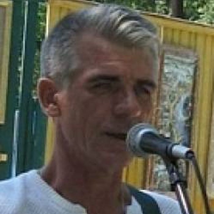 Николай Турченков-Уходящая женщина