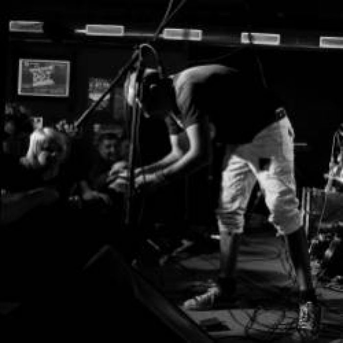 У-лица-Живой