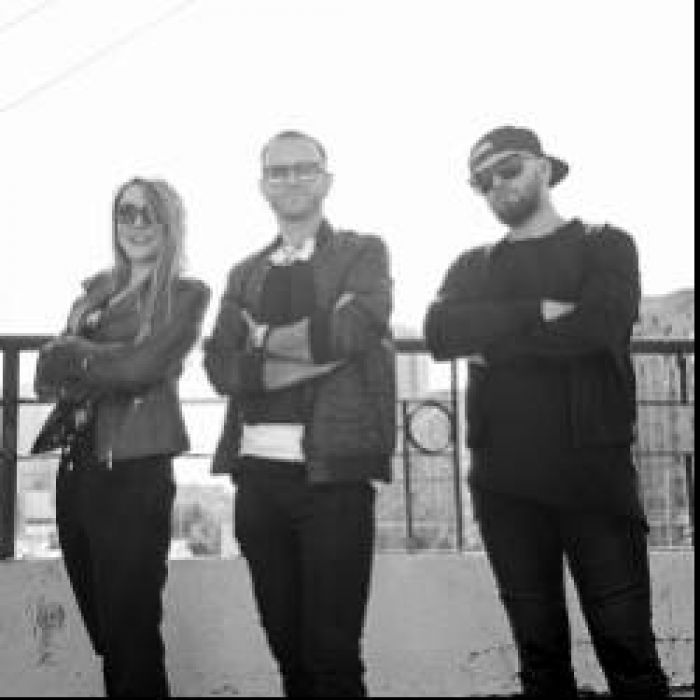 X-People-Breaking My Heart